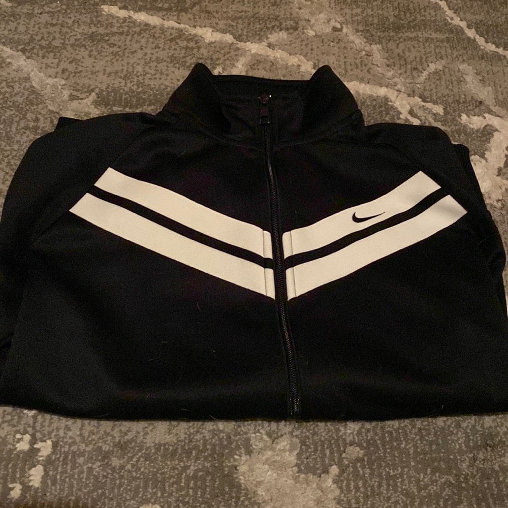 Nike Sweater Zip up Black (Size Large Boys)